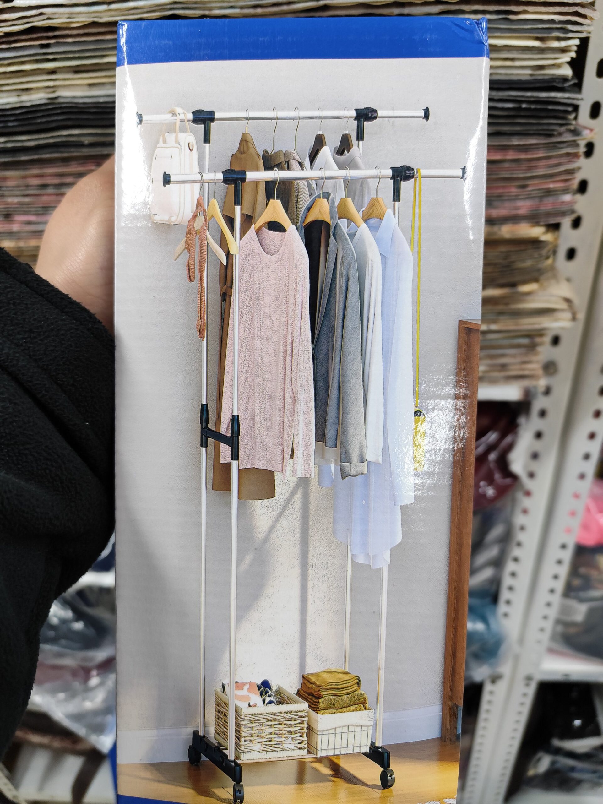 PERCHERO DOBLE CON RUEDAS - Imagen 2